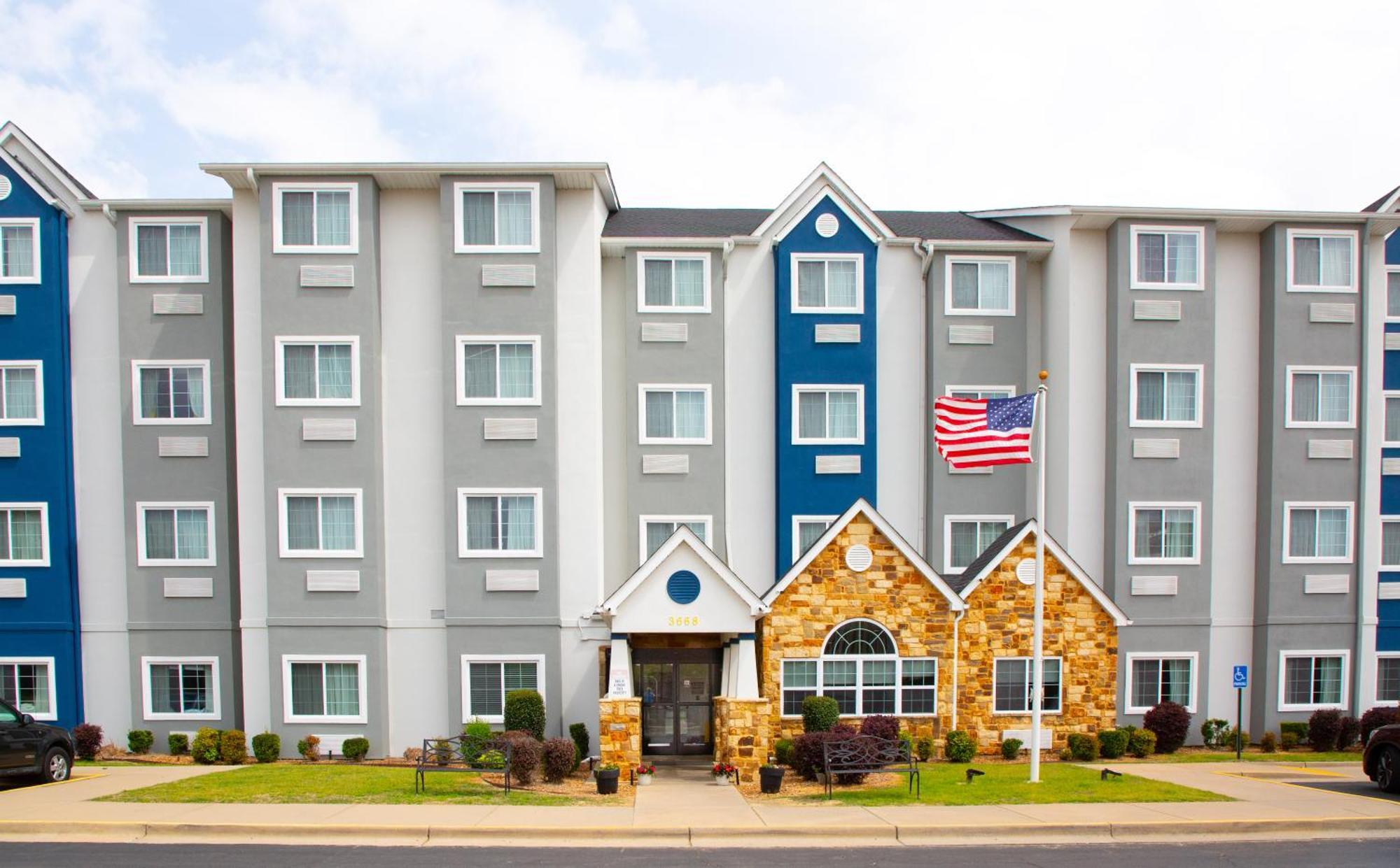 Microtel Inn & Suites By Wyndham Searcy Exterior photo
